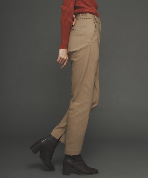 SENSE OF PLACE by URBAN RESEARCH(センスオブプレイスバイアーバンリサーチ)の「『TALLサイズあり』ストレッチスリムテーパードパンツ(その他パンツ・レディース・ブラック/オレンジ/アイボリー/ベージュ/ブラウン・SMALL/TALL/MEDIUM/X-SMALL/LARGE)」の21枚目の写真