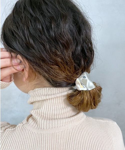 mystic（ミスティック）の「[Eau un bijou] wave (haircuff)（バレッタ/ヘアクリップ・レディース・ゴールド/シルバー・ONE SIZE）」の2枚目の写真