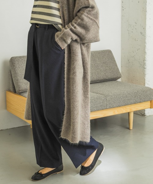 URBAN RESEARCH（アーバンリサーチ）の「ベルト付きタックパンツ（その他パンツ・レディース・ネイビー/ベージュ系その他/パープル系その他・38/36/34）」の21枚目の写真