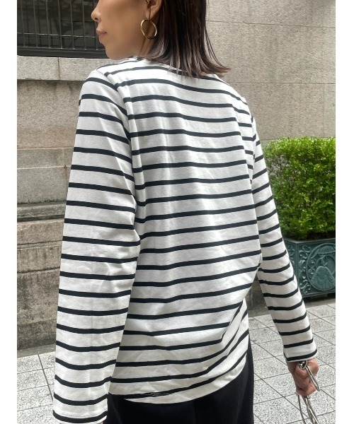 ulu(ウル)の「Cotton basic border cutsew(Tシャツ/カットソー・レディース・ホワイト×ブラック・FREE)」の10枚目の写真