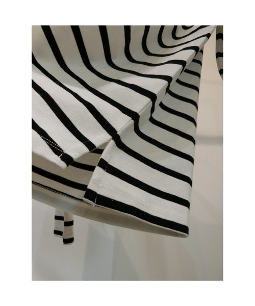 ulu(ウル)の「Cotton basic border cutsew(Tシャツ/カットソー・レディース・ホワイト×ブラック・FREE)」の13枚目の写真