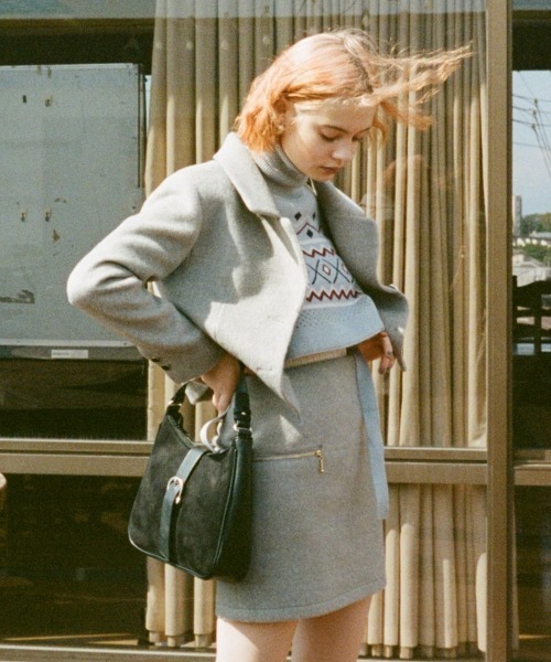 REDYAZEL(レディアゼル)の「オリジナルジャガードニットベスト(ニット/セーター・レディース・ネイビー/グレー・FREE)」の7枚目の写真