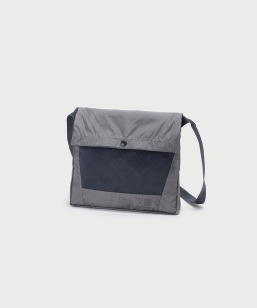 karrimor（カリマー）の「TC sacoche M（ショルダーバッグ・メンズ・ライトブルー/ブラック/グレー/ライトオリーブ/イエロー系/グレイッシュブルー/チャコール/ブラウン・ONESIZE/FREE）」の2枚目の写真