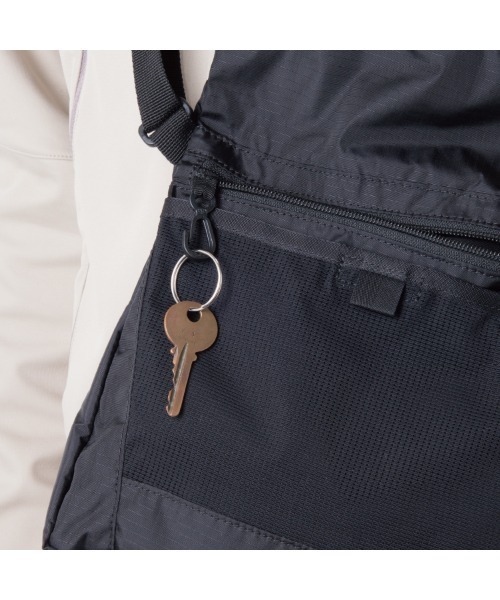 karrimor（カリマー）の「TC sacoche M（ショルダーバッグ・メンズ・ライトブルー/ブラック/グレー/ライトオリーブ/イエロー系/グレイッシュブルー/チャコール/ブラウン・ONESIZE/FREE）」の14枚目の写真