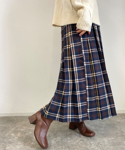 MLI'A（エムリア）の「チェック柄プリーツスカート（スカート・レディース・イエロー/ネイビー/ブラウン・FREE）」の2枚目の写真