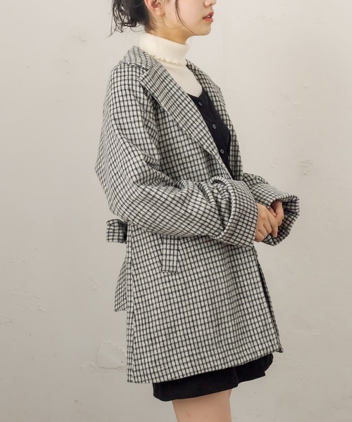 OLIVE des OLIVE（オリーブデオリーブ）の「ときめきデートチェスターコート（チェスターコート・レディース・ライトグレー/ブラック/アイボリー・FREE）」の5枚目の写真