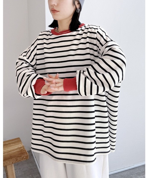 reca(レカ)の「裏起毛ビッグシルエットボーダースウェット(スウェット・レディース・ホワイト/ブラック/グレー/モカ/オートミール/アイボリー/グリーン系/レッド系その他/ベージュ/チャコールグレー/バーガンディー/グレー系その他/グレー系1/ブラウン系1/ホワイト系その他・FREE)」の3枚目の写真