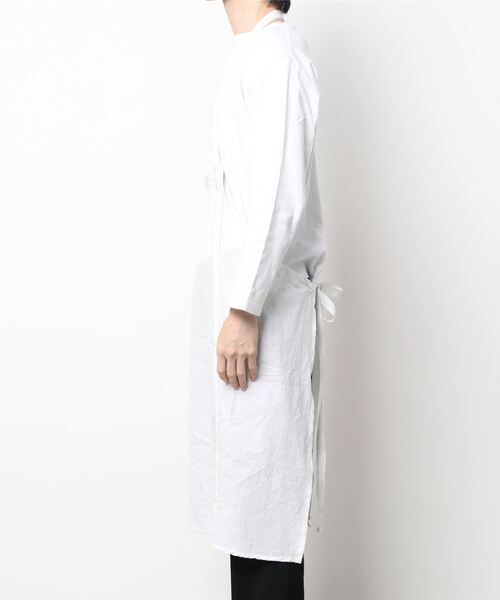 PUEBCO（プエブコ）の「EXPIRED PARACHUTE MATERIAL STANDARD APRON（エプロン・メンズ・ホワイト・ONE SIZE）」の6枚目の写真
