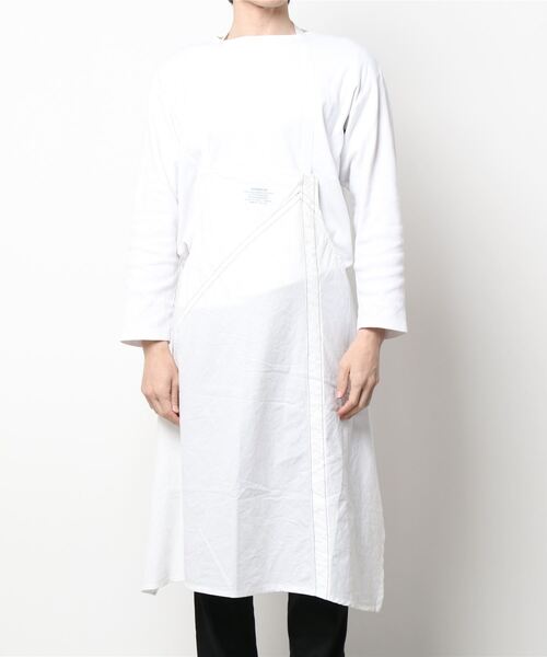 PUEBCO（プエブコ）の「EXPIRED PARACHUTE MATERIAL STANDARD APRON（エプロン・メンズ・ホワイト・ONE SIZE）」の3枚目の写真