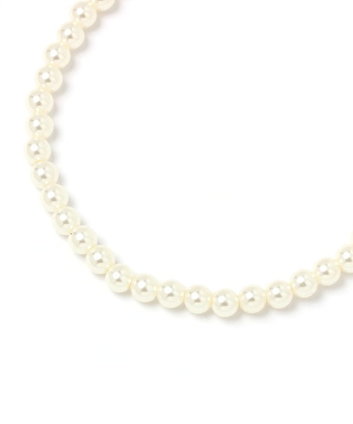 LEPSIM(レプシィム)の「パールショートネックレス 257947(ネックレス・レディース・ホワイト/ホワイト系その他・ONE SIZE)」の5枚目の写真