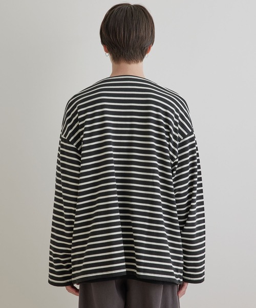 JUNRED（ジュンレッド）の「オーバーサイズボーダーロングスリーブTシャツ（Tシャツ/カットソー・メンズ・ブラック系その他/ライトグレー・M/S/L）」の8枚目の写真