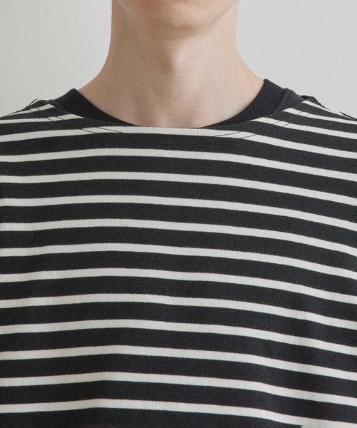 JUNRED（ジュンレッド）の「オーバーサイズボーダーロングスリーブTシャツ（Tシャツ/カットソー・メンズ・ブラック系その他/ライトグレー・M/S/L）」の9枚目の写真