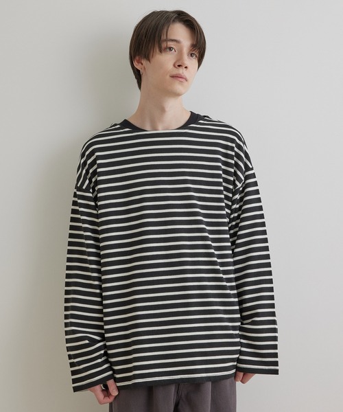 JUNRED（ジュンレッド）の「オーバーサイズボーダーロングスリーブTシャツ（Tシャツ/カットソー・メンズ・ブラック系その他/ライトグレー・M/S/L）」の4枚目の写真