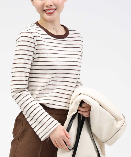 HONEYSUCKLE ROSE（ハニーサックルローズ）の「【HONEYSUCKLE ROSE】フレア袖リブロンＴ（Tシャツ/カットソー・レディース・ブラック/ベージュ/オフホワイト/ホワイト×ブラック/ホワイト×グリーン/ホワイト×カーキブラウン・M/L）」の5枚目の写真