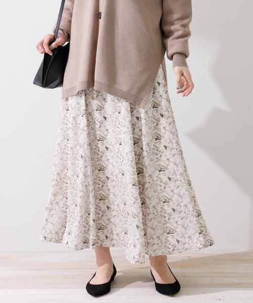 URBAN RESEARCH Sonny Label（アーバンリサーチサニーレーベル）の「ペイントフラワープリントスカート（スカート・レディース・イエロー系その他/ベージュ系その他・FREE）」の2枚目の写真