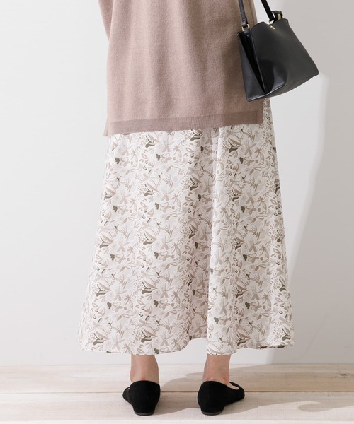 URBAN RESEARCH Sonny Label（アーバンリサーチサニーレーベル）の「ペイントフラワープリントスカート（スカート・レディース・イエロー系その他/ベージュ系その他・FREE）」の5枚目の写真