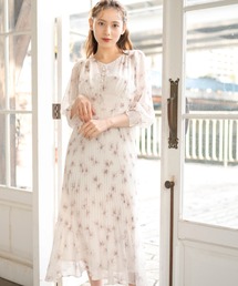 エッチングフラワーワンピース