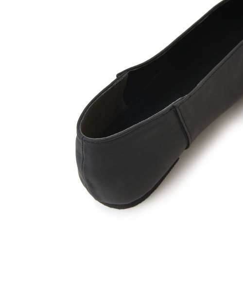 marjour（マージュール）の「MAT PUMPS（パンプス・レディース・ブラック・LL/S/M/L）」の3枚目の写真