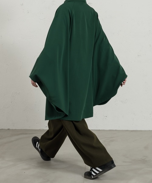 kutir（クティール）の「ビッグシルエットミリタリーポンチョ（ポンチョ・メンズ・ブラック/マスタード/グリーン・MEDIUM/LARGE）」の21枚目の写真