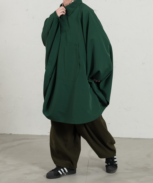 kutir（クティール）の「ビッグシルエットミリタリーポンチョ（ポンチョ・メンズ・ブラック/マスタード/グリーン・MEDIUM/LARGE）」の15枚目の写真