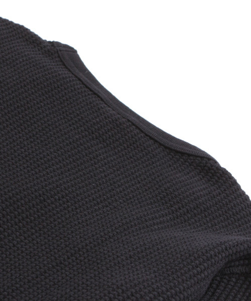 Denime(ドゥニーム)の「BIG WAFFLE CN LS/ビッグワッフルロンT(Tシャツ/カットソー・メンズ・オリーブ/ブラック/ホワイト・LARGE/MEDIUM/SMALL)」の10枚目の写真