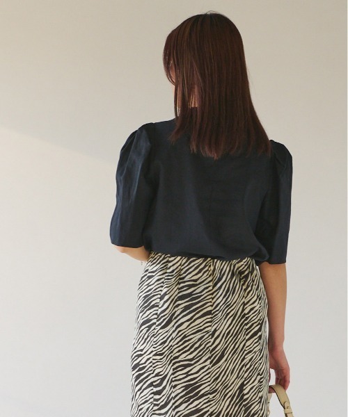 RIVE DROITE（リヴドロワ）の「WEB限定/レーヨン麻ライトスタンドブラウス（シャツ/ブラウス・レディース・ネイビー/イエロー/オフホワイト/ライトグレー・FREE）」の10枚目の写真