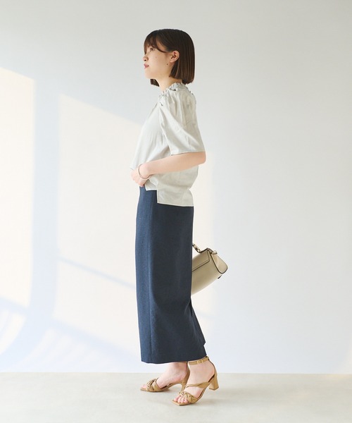 RIVE DROITE（リヴドロワ）の「WEB限定/レーヨン麻ライトスタンドブラウス（シャツ/ブラウス・レディース・ネイビー/イエロー/オフホワイト/ライトグレー・FREE）」の18枚目の写真