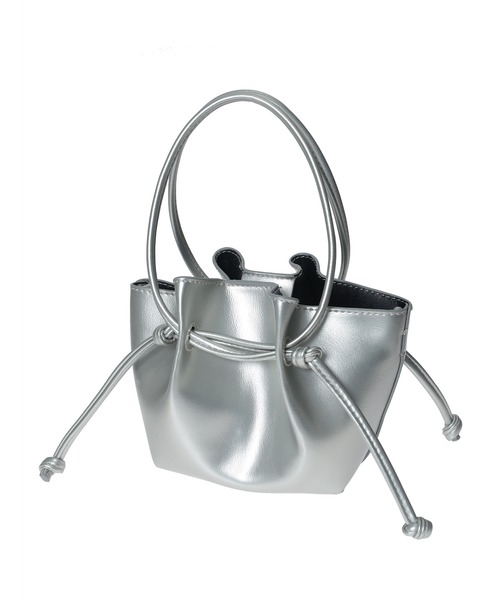 fifth（フィフス）の「【スタイリストレコメンド】フェイクレザー2way巾着ミニバッグ（ハンドバッグ・レディース・ホワイト/レッド/ライム/ブラック/ブルー/シルバー・FREE）」の11枚目の写真