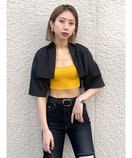 EMODA（エモダ）の「カットオフクロップドシャツ（シャツ/ブラウス・レディース・ブルー/ベージュ/ブラック/ホワイト・FREE）」の3枚目の写真