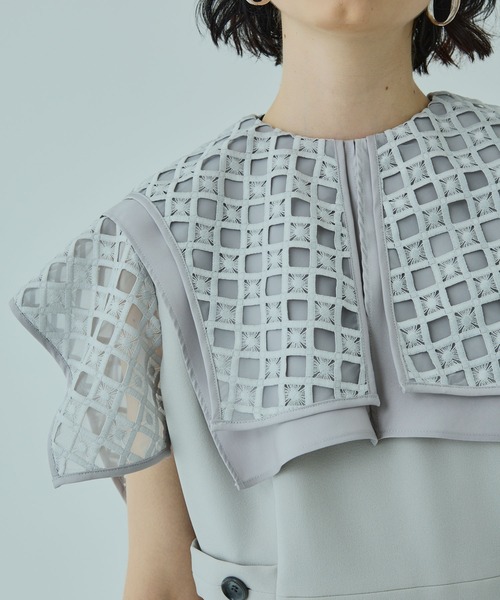 UNITED TOKYO（ユナイテッドトウキョウ）の「ラティスレースワンピース（ワンピース・レディース・グレー/ブラック・2/1）」の6枚目の写真