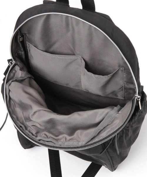 studio CLIP(スタディオクリップ)の「Legato Largo別注ナイロンリュック(バックパック/リュック・レディース・ベージュ/ブラック/カーキ・FREE)」の8枚目の写真