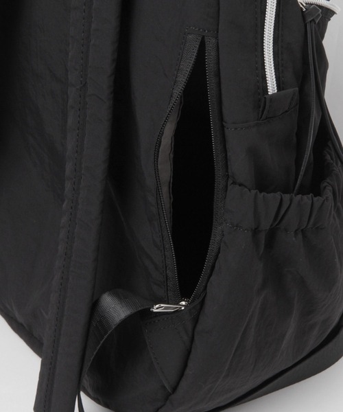 studio CLIP(スタディオクリップ)の「Legato Largo別注ナイロンリュック(バックパック/リュック・レディース・ベージュ/ブラック/カーキ・FREE)」の16枚目の写真