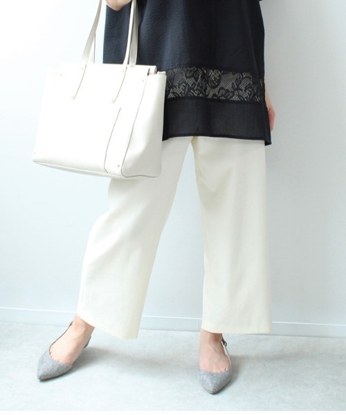 fleur by mint breeze(フルールバイミントブリーズ)の「【M~5L 大きいサイズ】スッキリ ワイド 麻調 クロプドパンツ(その他パンツ・レディース・オレンジ/ブラック/オフホワイト・5L/3L/4L/M/L/LL)」の2枚目の写真