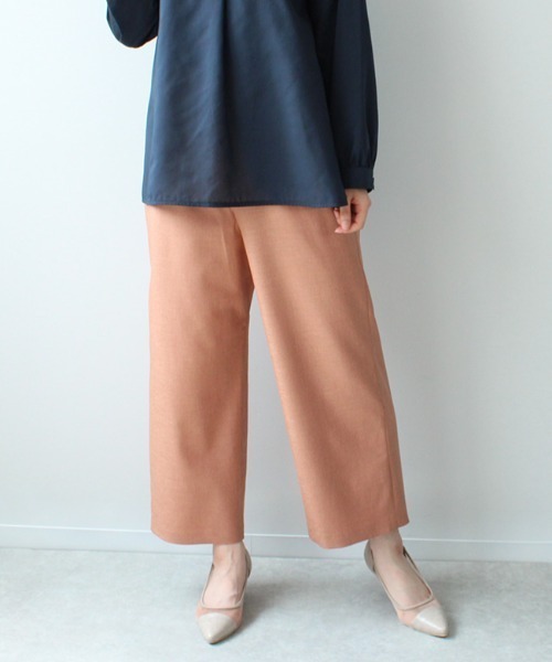 fleur by mint breeze(フルールバイミントブリーズ)の「【M~5L 大きいサイズ】スッキリ ワイド 麻調 クロプドパンツ(その他パンツ・レディース・オレンジ/ブラック/オフホワイト・5L/3L/4L/M/L/LL)」の1枚目の写真