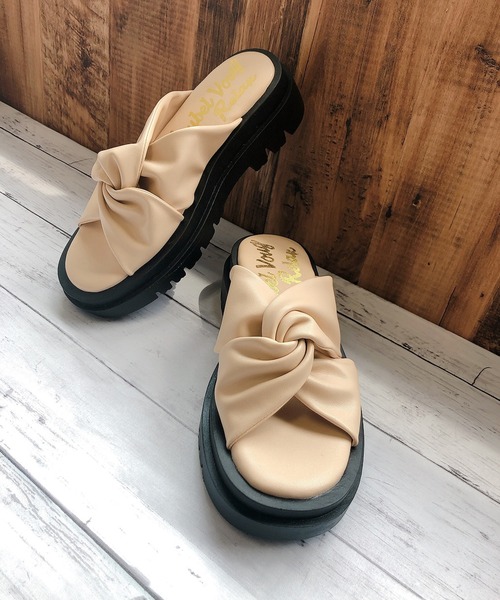 Noubel Voug Relax（ヌーベルヴォーグリラックス）の「ツイストデザインサンダル（サンダル・レディース・ホワイト/ベージュ/ブラック・LL/3L/L/M/S）」の10枚目の写真