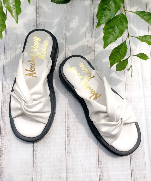 Noubel Voug Relax（ヌーベルヴォーグリラックス）の「ツイストデザインサンダル（サンダル・レディース・ホワイト/ベージュ/ブラック・LL/3L/L/M/S）」の15枚目の写真