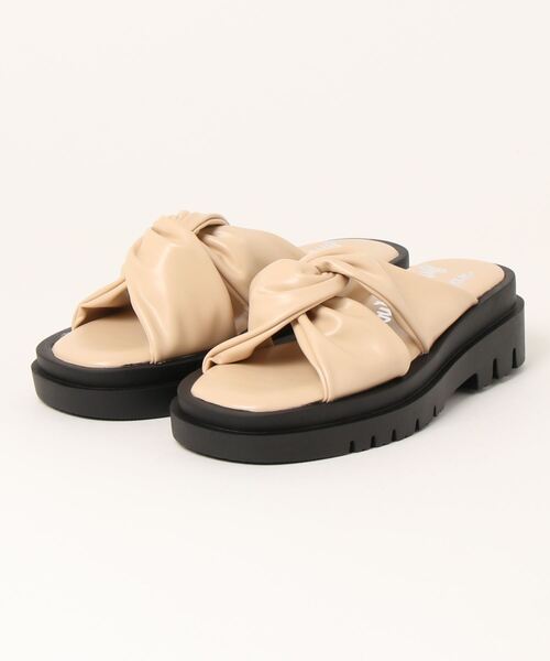 Noubel Voug Relax（ヌーベルヴォーグリラックス）の「ツイストデザインサンダル（サンダル・レディース・ホワイト/ベージュ/ブラック・LL/3L/L/M/S）」の6枚目の写真