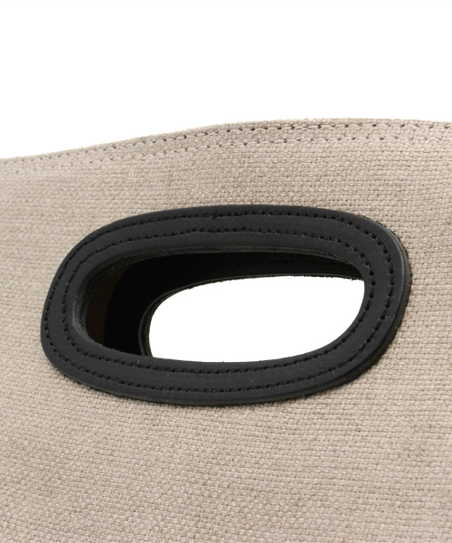 SHIPS for women（シップスフォーウィメン）の「MORMYRUS:2WAYコンビ クラッチ 【SHIPS別注】（クラッチバッグ・レディース・ホワイト/ブラック・ONE SIZE）」の3枚目の写真