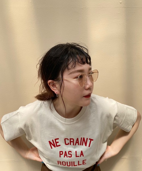 Me%(ミィパーセント)の「カラーテンプルサングラス(サングラス・レディース・ブラック/ブラウン・FREE)」の4枚目の写真