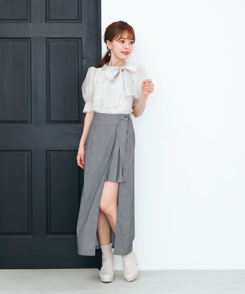 MAJESTIC LEGON（マジェスティックレゴン）の「Ladyスリットプリーツスカート（スカート・レディース・ブラウン/グレー/ブラック・MEDIUM）」の4枚目の写真
