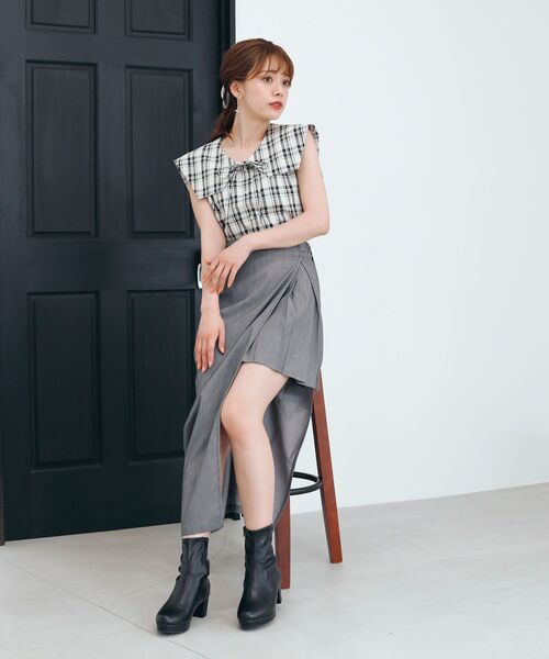 MAJESTIC LEGON（マジェスティックレゴン）の「Ladyスリットプリーツスカート（スカート・レディース・ブラウン/グレー/ブラック・MEDIUM）」の6枚目の写真