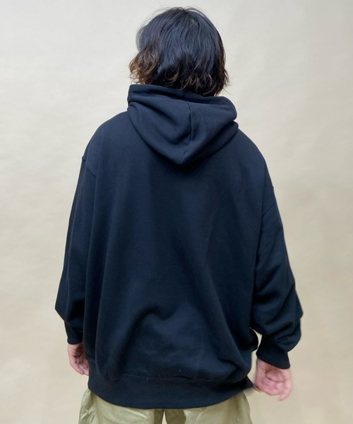 Champion（チャンピオン）の「CHAMPION/チャンピオン 大きいサイズ ワンポイントパーカー/裏毛パーカー 無地 フーディ C3-W101L（パーカー・メンズ・ブラック/グレー/カーキ・3L/4L/5L）」の8枚目の写真