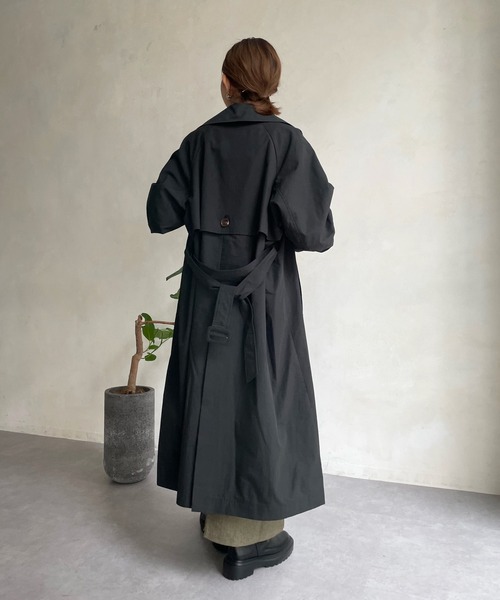 DouDou（ドゥドゥ）の「袖ボリュームトレンチコート（トレンチコート・レディース・ブラック/ベージュ・FREE）」の14枚目の写真