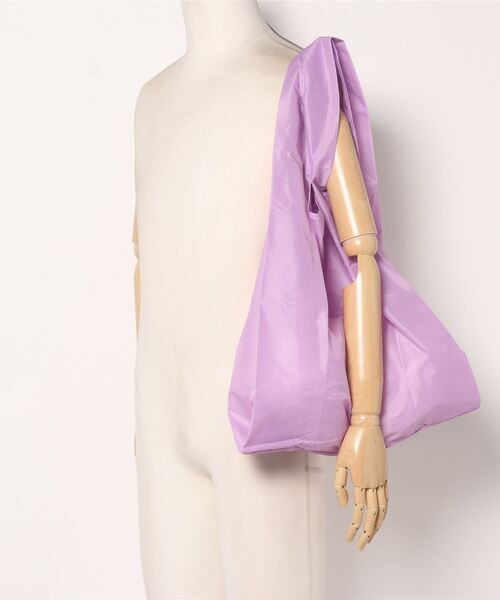 BAGGU（バグー）の「STANDARD BAGGU（エコバッグ/サブバッグ・レディース・バイオレット/ブルー/ブラウン/ピンク/ホワイト/ピンク系その他/ブラック/カーキ/その他・FREE）」の14枚目の写真