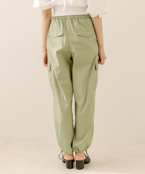 OLIVE des OLIVE（オリーブデオリーブ）の「裾しぼりゆるカーゴ