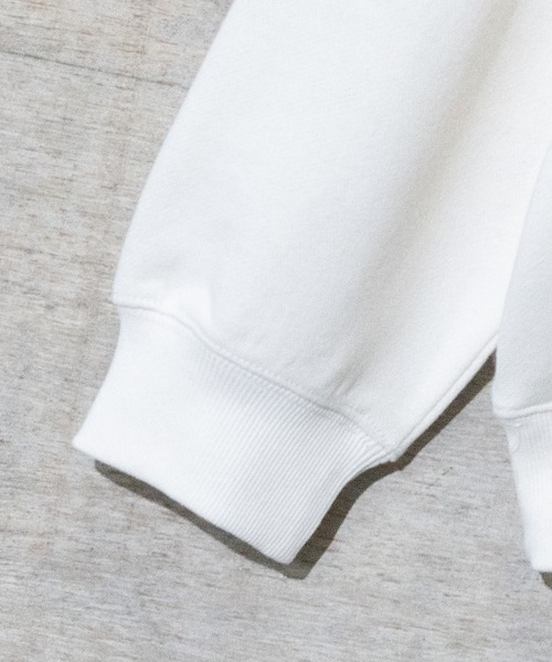 Red Cap Girl(レッドキャプガール)の「【a-r】〔Red Cap Girl/レッドキャップガール〕裏毛 LAIDBACK ビックシルエット バックプリントクルーネックスウェット(スウェット・メンズ・ホワイト/オレンジ/アッシュグレー/グリーン/ネイビー・MEDIUM/LARGE/X-LARGE)」の9枚目の写真