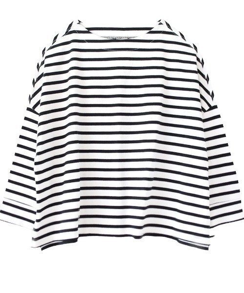 zootie（ズーティー）の「シミヘン加工 フレンチバスク ワイドプルオーバー［ボーダー＆無地］（Tシャツ/カットソー・レディース・オフホワイト/ホワイト×ピンク/ホワイト×ライトグレー/チャコール/ホワイト×イエロー/ピンク/グレー/ネイビー/ホワイト×パープル/バーガンディー/チャコールグレー/ブルー系その他2/ホワイト系その他5/レッド系その他2/ライラック/ベージュ系その他/ベージュ系その他2/ブラック/グリーン/ブラウン系その他2・フリー）」の21枚目の写真