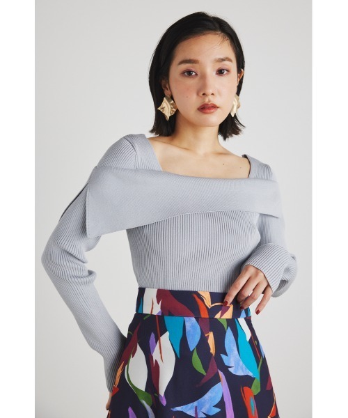 rienda（リエンダ）の「アシンメトリーオフショルニットトップス（ニット/セーター・レディース・ライトブルー/ブラック/オレンジ/ベージュ・FREE）」の3枚目の写真