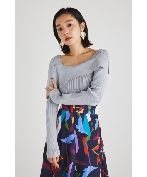 rienda（リエンダ）の「アシンメトリーオフショルニットトップス（ニット/セーター・レディース・ライトブルー/ブラック/オレンジ/ベージュ・FREE）」の6枚目の写真