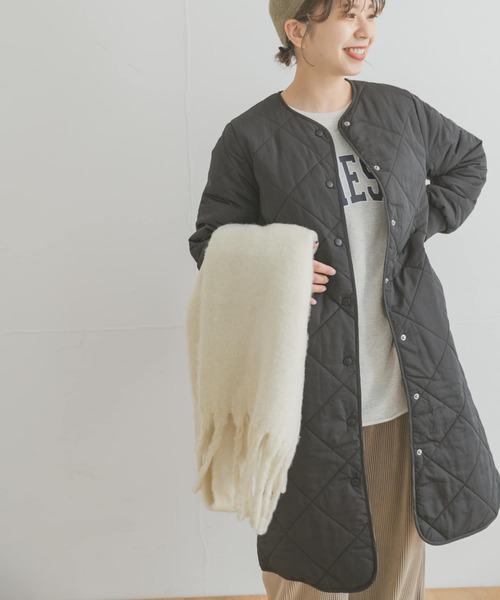 ITEMS URBANRESEARCH（アイテムズ アーバンリサーチ）の「中綿キルティングコート（ダウンジャケット/コート・レディース・ライトベージュ/チャコールグレー/オリーブ・MEDIUM/X-SMALL/SMALL）」の2枚目の写真